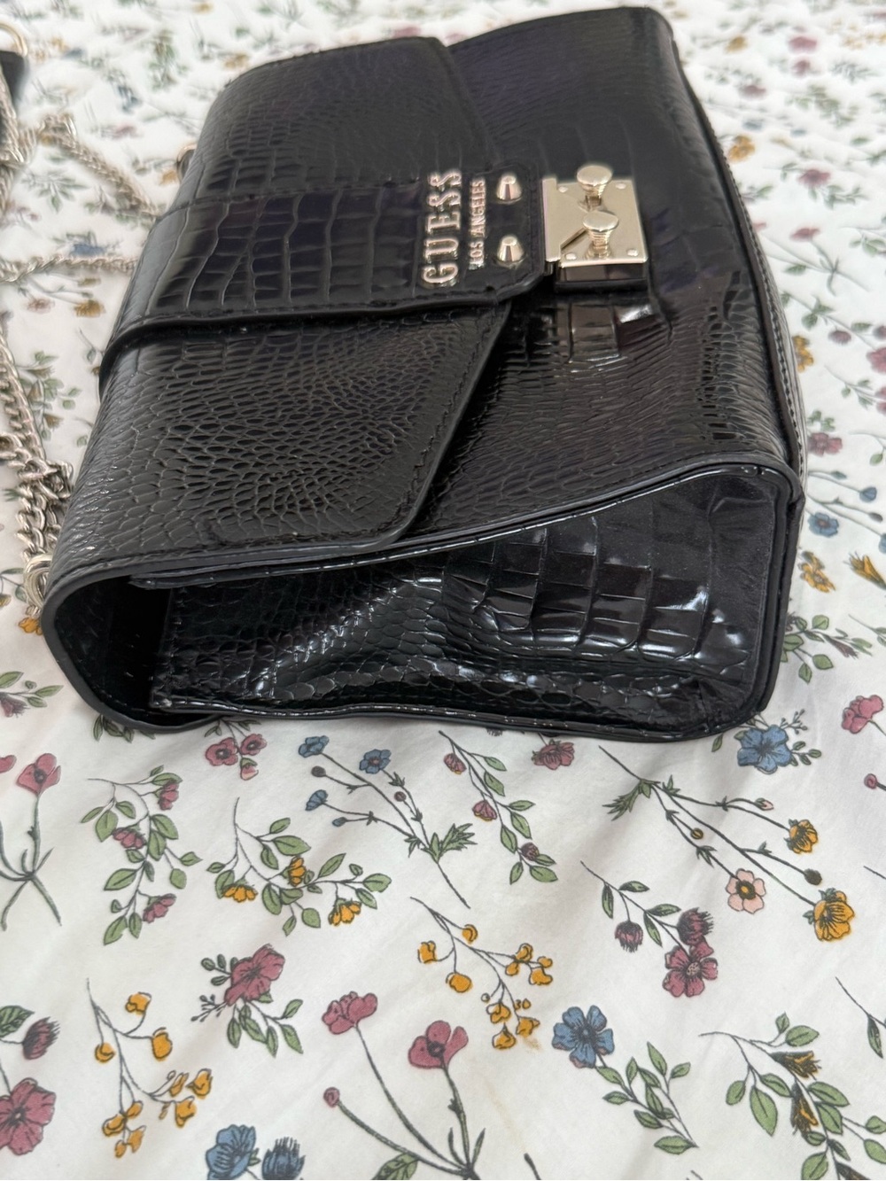GUESS CLEO convertible crossbody bag - Picture 8 of 8